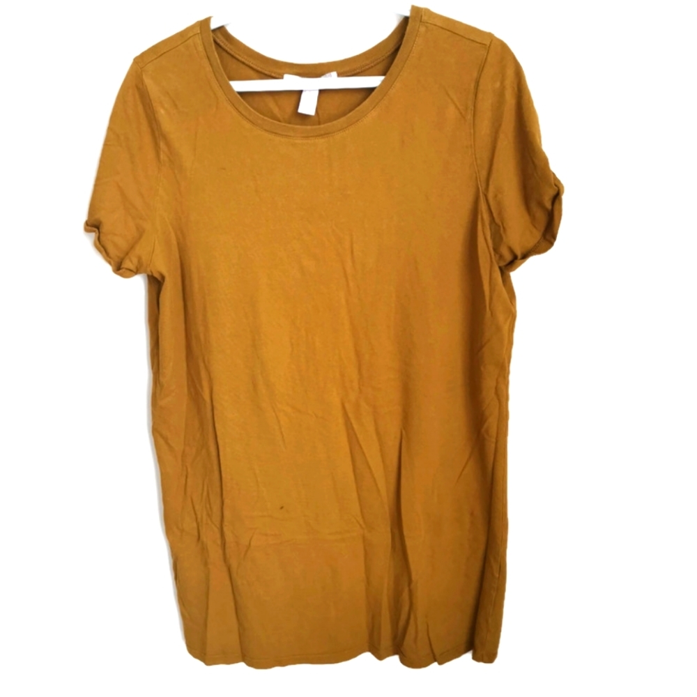 (3 for $25) Forever 21 Contemporary women t-shirt Mustard color - Size XL